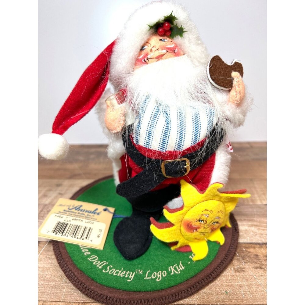 Annalee Santa Figurine With Sun & Cookie On Felt Base 9656